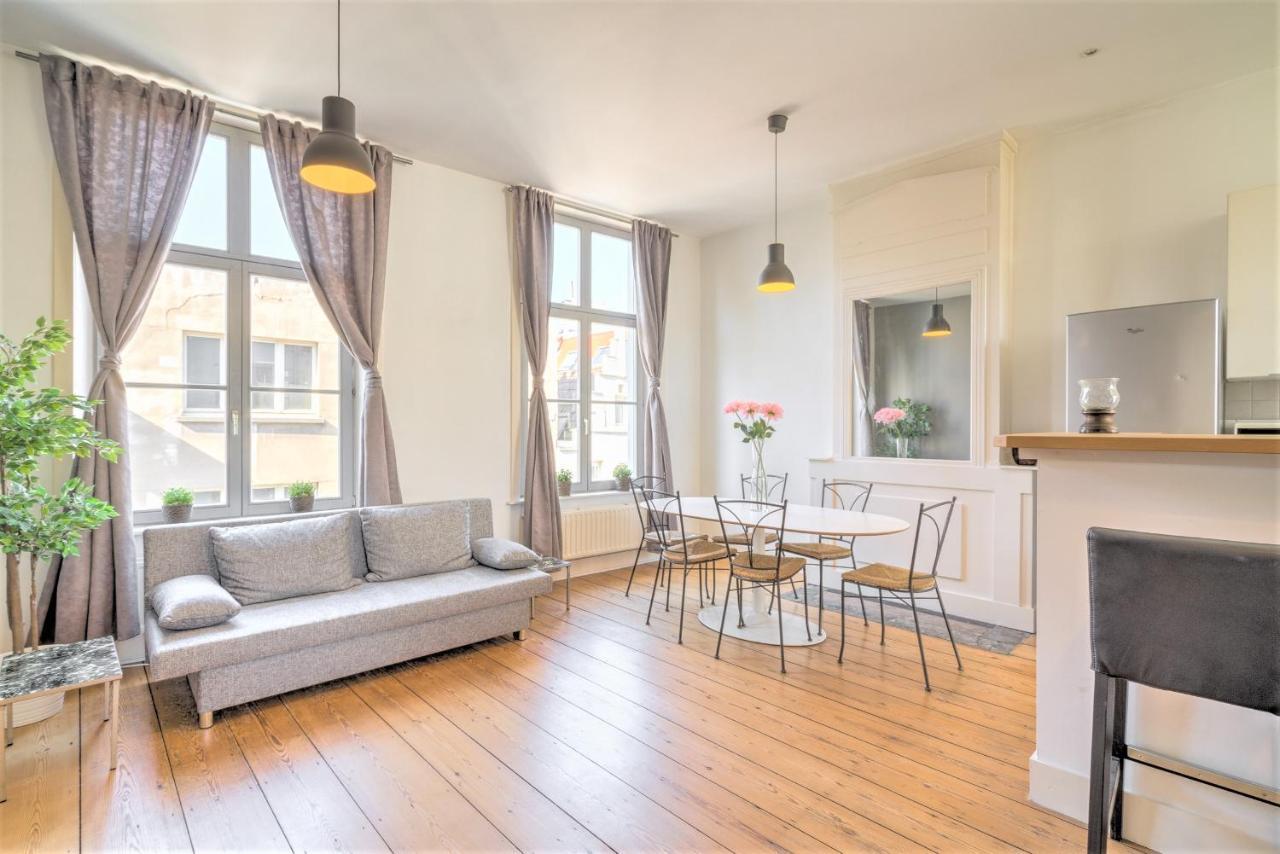 The Capital Street Lodge Antwerpen Exteriör bild